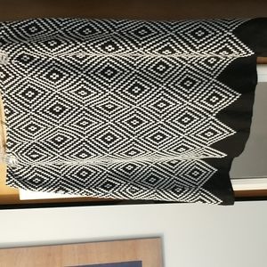 A line embroidered geo pattern black and white skirt